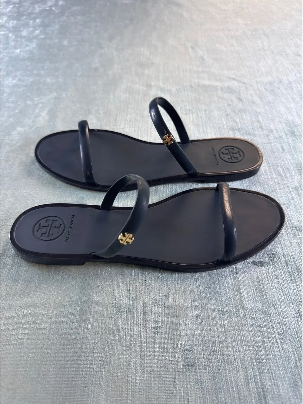Tory Burch Black Jelly 2-Strap Flat Sandals – Women’s Size 8